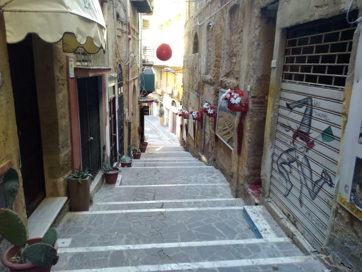 Una Scala Dal Centro Agrigento Zewnętrze zdjęcie